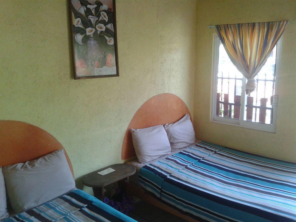 Hotel Las Salinas Zihuatanejo Dış mekan fotoğraf